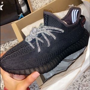 yeezy boost static black v2